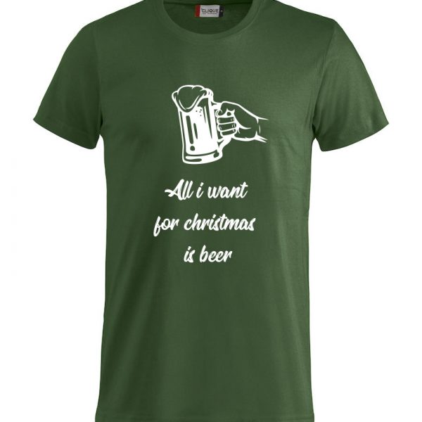 Grønn t-skjorte med "All I want for Christmas is beer"