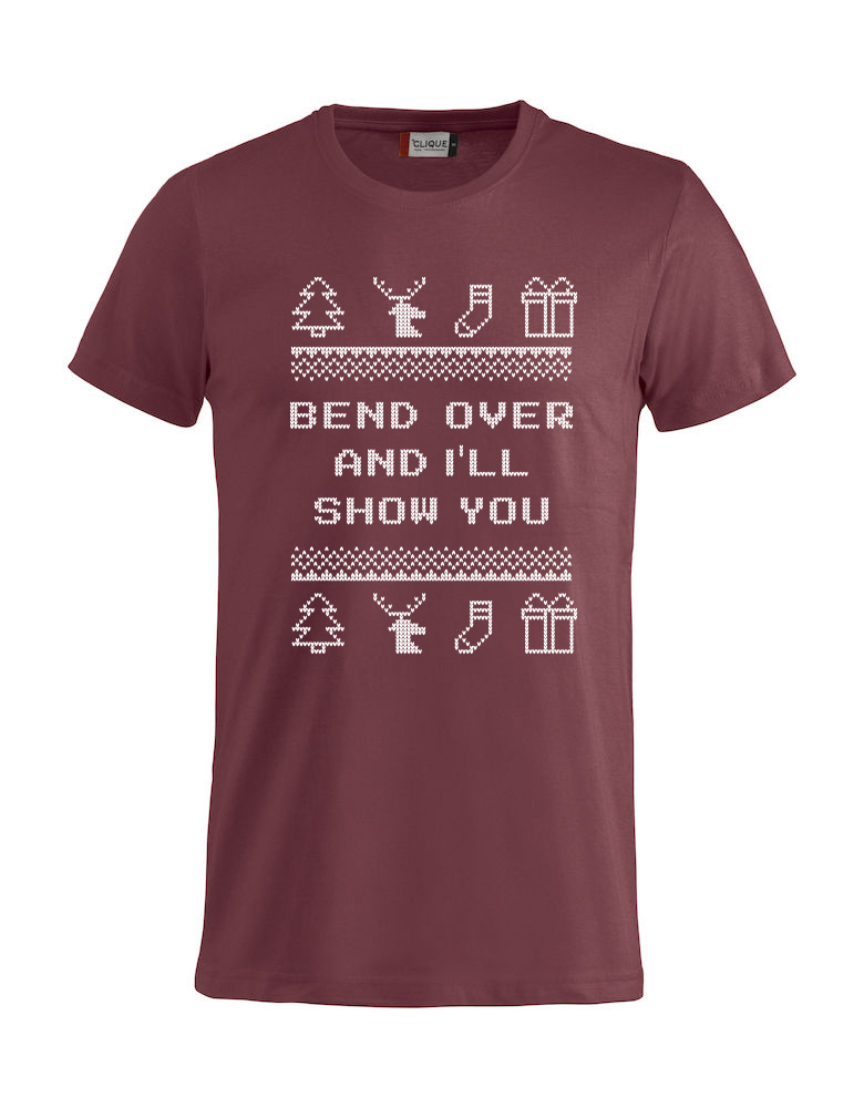 Rød t-skjorte med sitat fra Christmas Vacation "Bend over and I´ll show you"