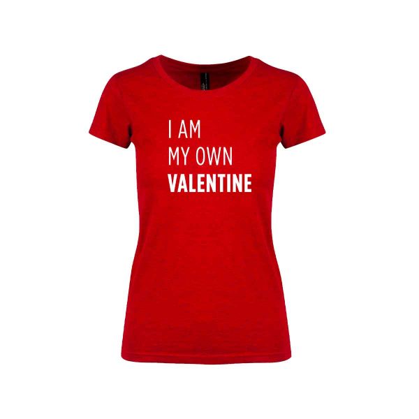 Rød t-skjorte fra YouBrands med fluoriserende trykk "I am my own Valentine"